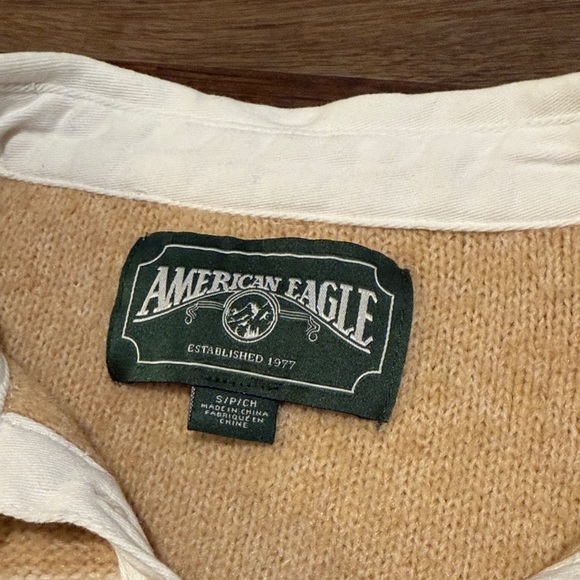 American Eagle Outfitters Women's Tan and Cream Striped Sweater - Picture 2 of 5